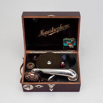 RESEGRAMMOFON, "Maestrophone" av Paillard, 1930-tal.