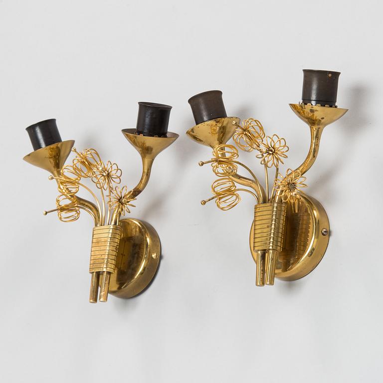 Paavo Tynell, vägglampor ett par, modell 9453 för Taito 1900-talets mitt.