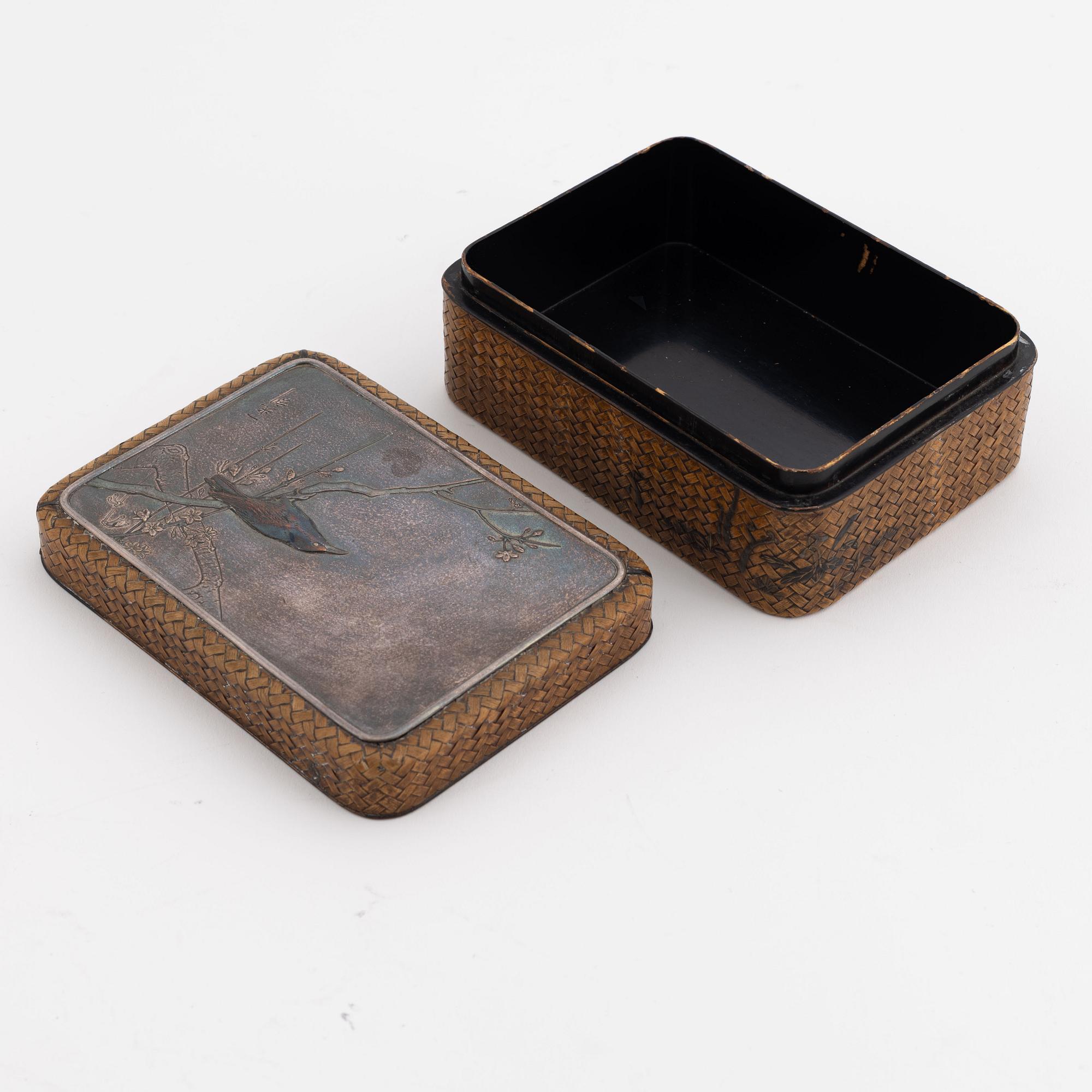 Ask, Japan, tidigt 1900-tal.