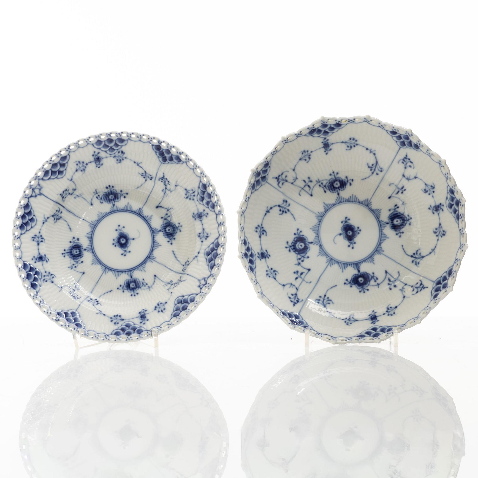 Dinner service, 45 pieces, porcelain, "Blue Fluted", Royal Copenhagen, Denmark.