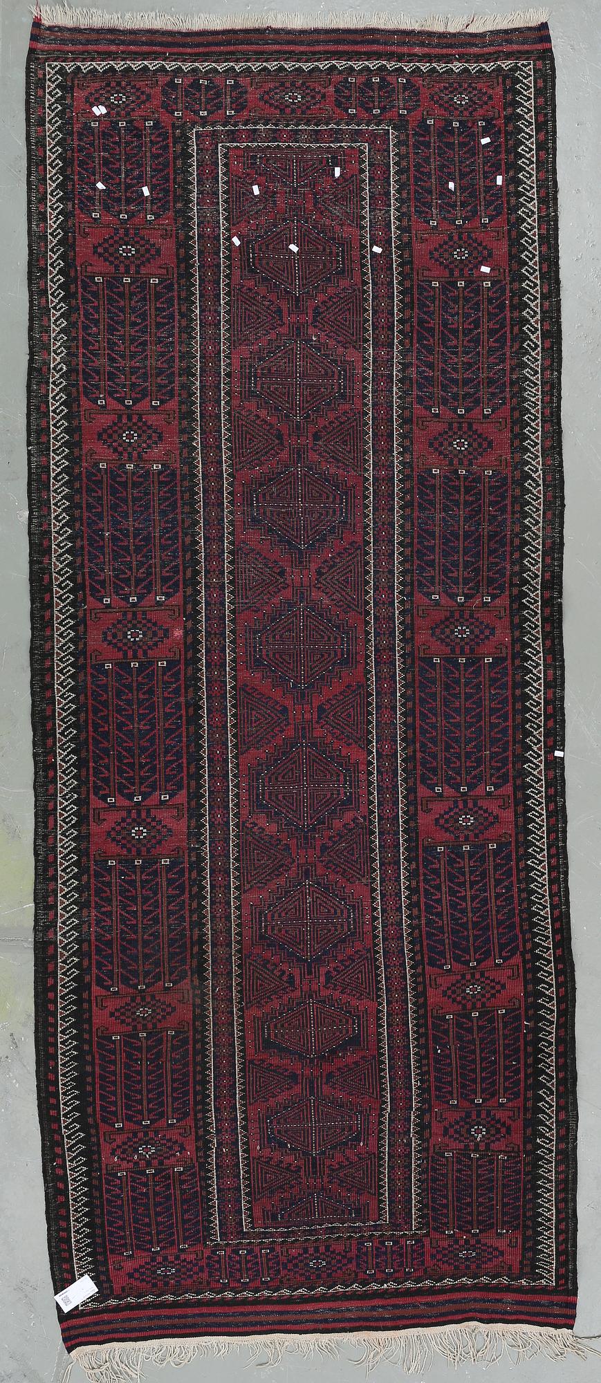 Matta, Kelim, Turkiet, semiantik. Ca 294 x 120.