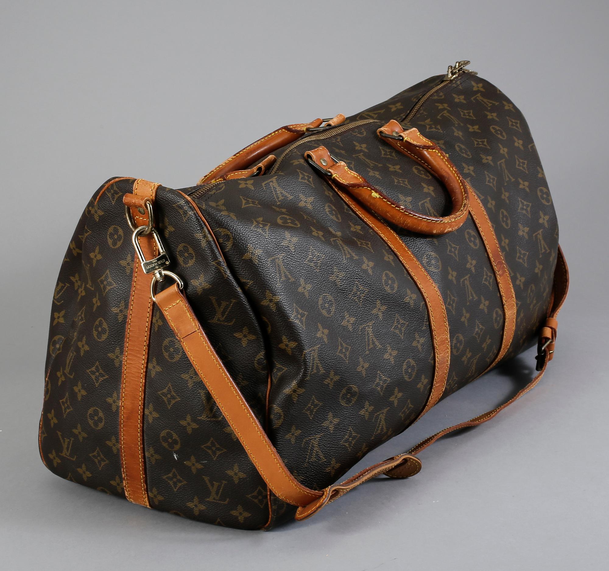 VÄSKA, "Keepall Bandouliere 55", Louis Vuitton.
