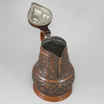 A copper jug, probably Germany, ca 1800.