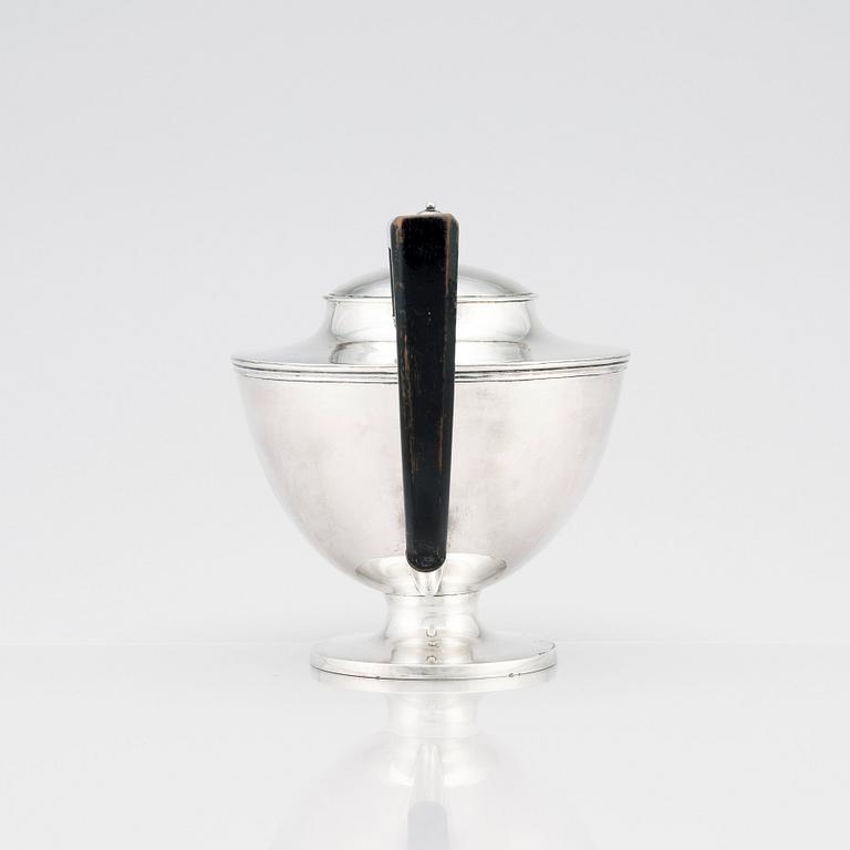 Diedrich Schvart, tekanna, silver, Karlskrona 1814. Empire.