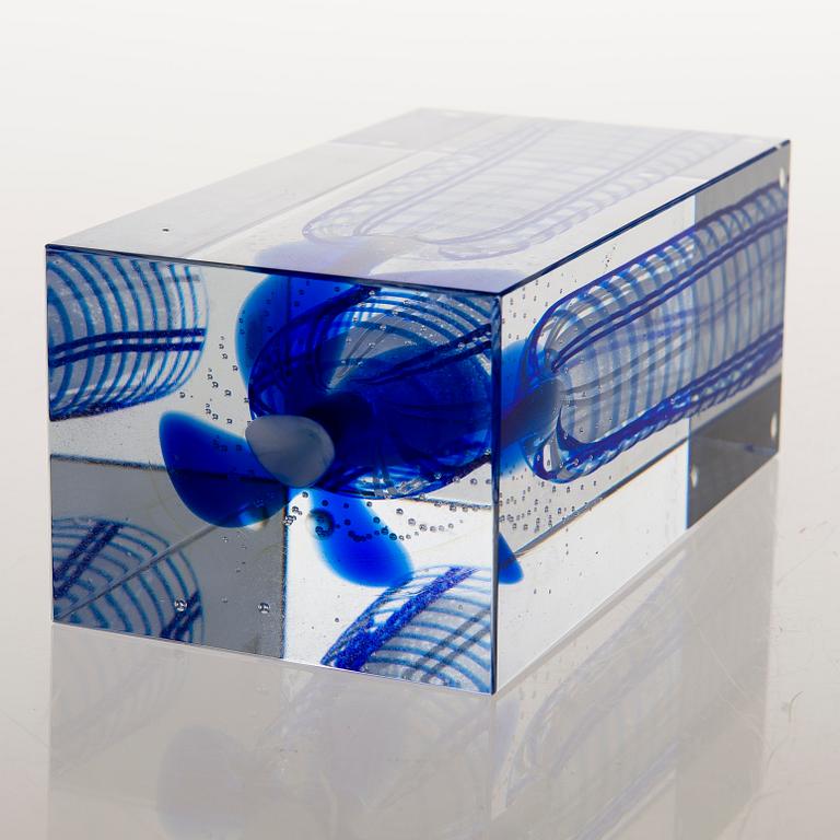 Oiva Toikka, ANNIVERSARY CUBE, Nuutajärvi's 210 anniversary, signed Nuutajärvi 210 Oiva Toikka Nuutajärvi 36/21.