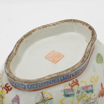 Skålar, 3 st, sen Qingdynasti, 1800-tal.