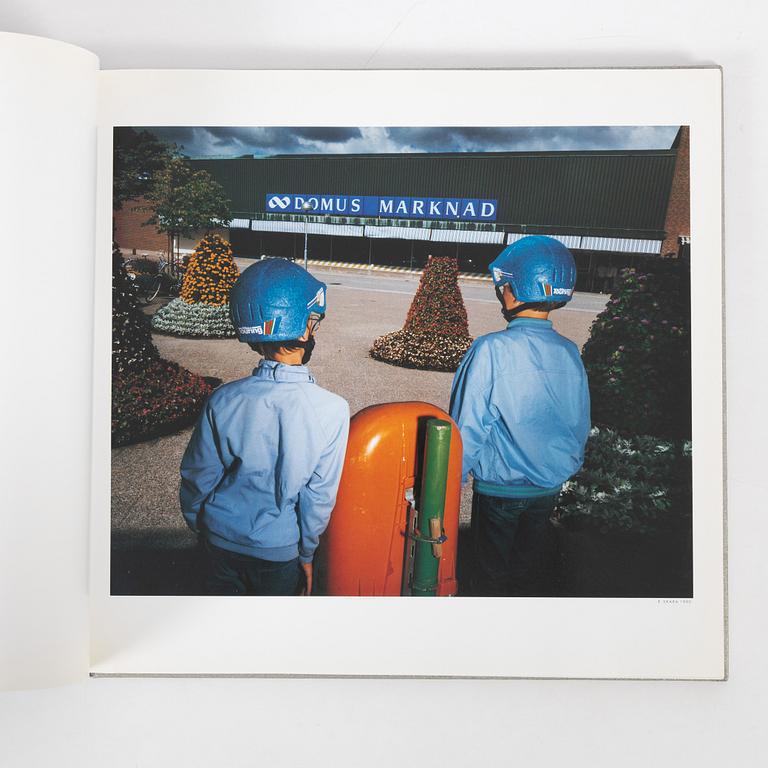 Lars Tunbjörk, bok "Landet utom sig", 1:a upplagan, 1993.