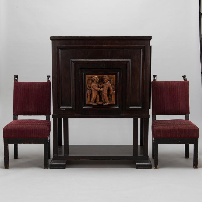 Birger Hahl och Hannes Autere, skåp och två stolar. Finland, 1930-tal.