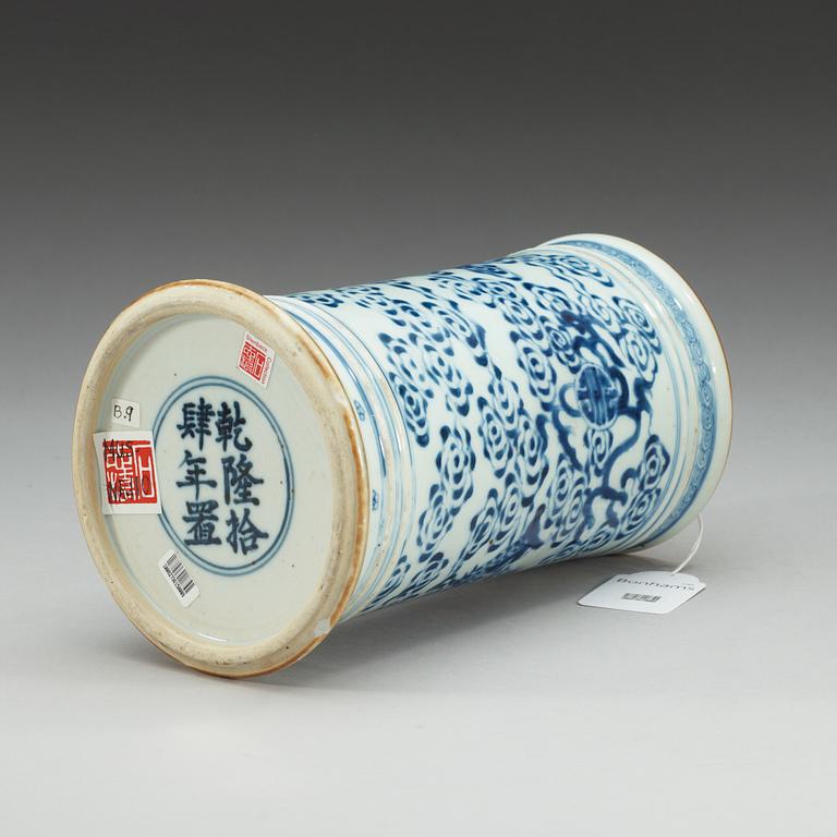 A blue and white document vase, Qing dynasty, with Qianlong six character cyclical mark that corresponds to his14th year.