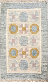 MATTA, rölakan, monogramsignerad BS, Birgitta Söderkvist möjligen, 1900-talets andra hälft. Ca 241 x 149 cm.