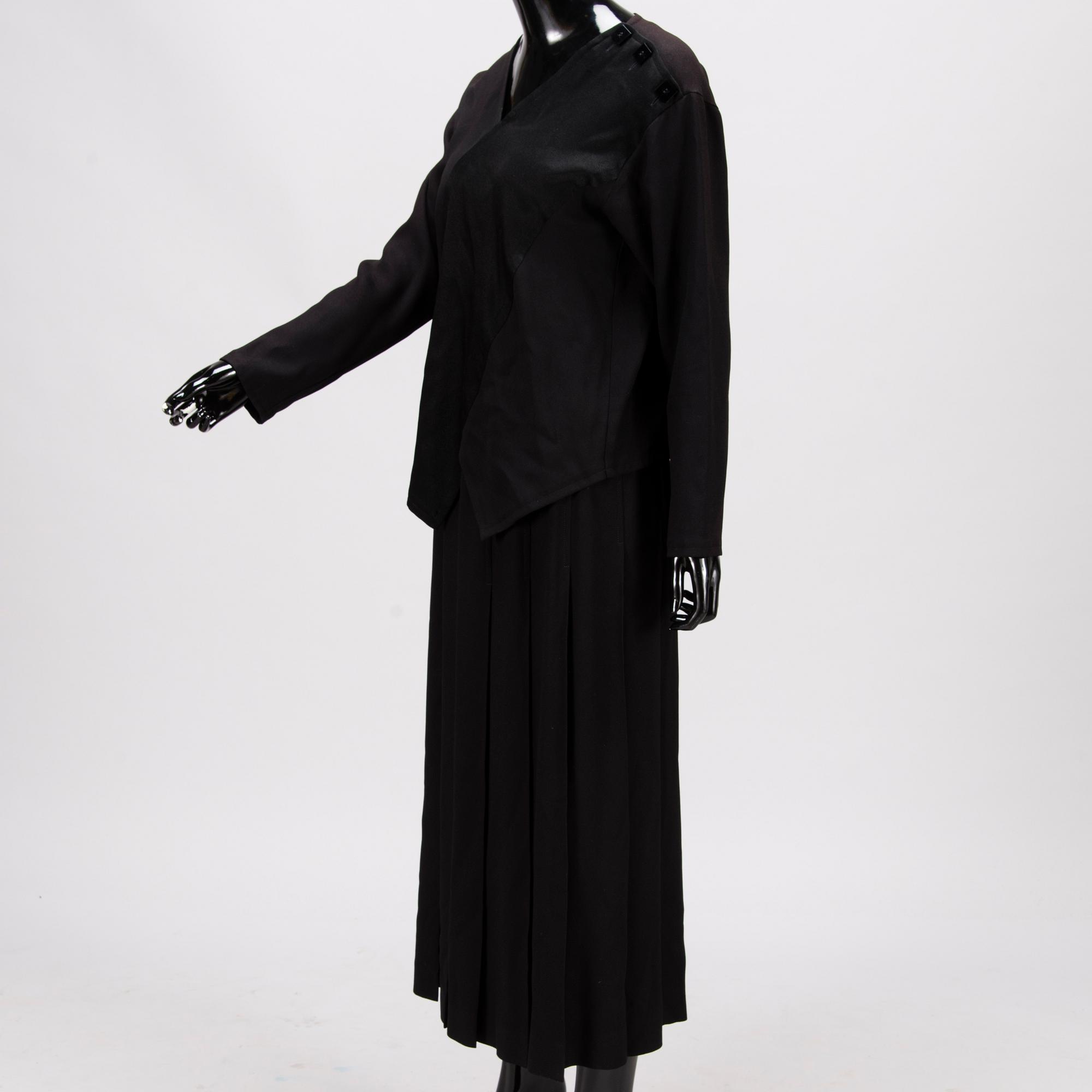 YVES SAINT LAURENT, Kaksiosainen asukokonaisuus koko 40(FR).