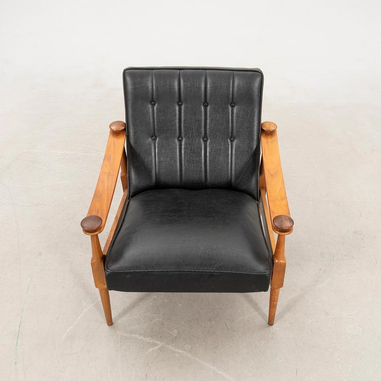 Armchair, Singer Canada 1960s.