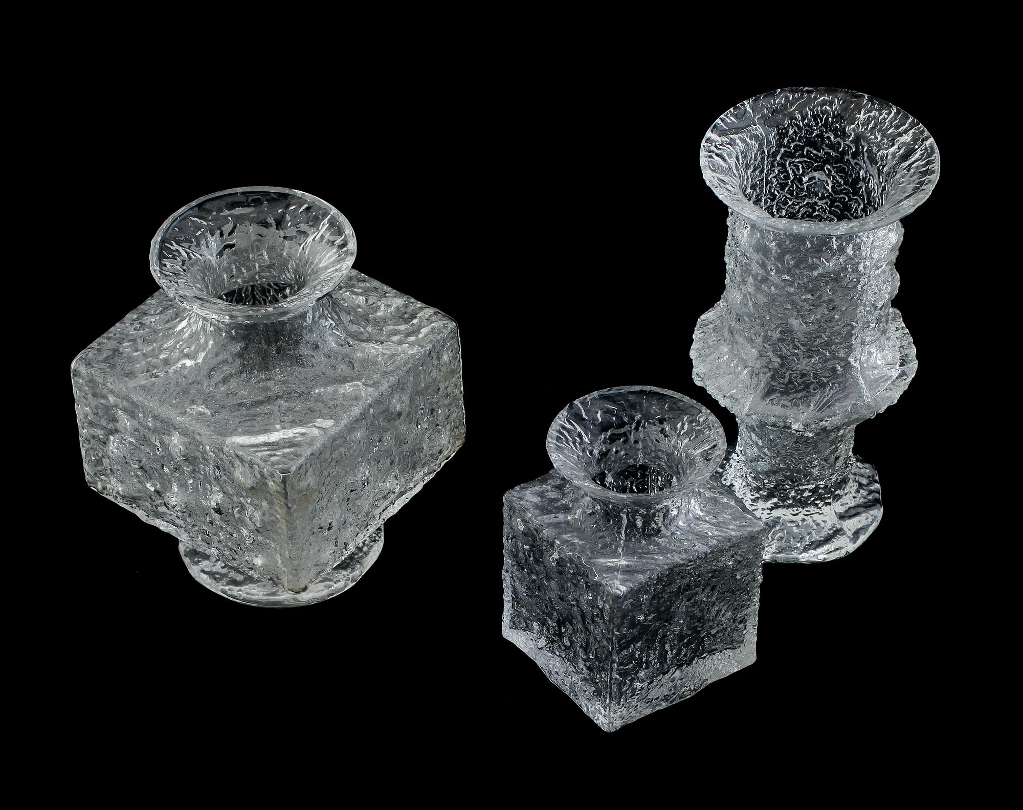 VASER, 3 st, glas, "Finlandia", Timo Sarpaneva, Ittala, 1900-talets andra hälft.