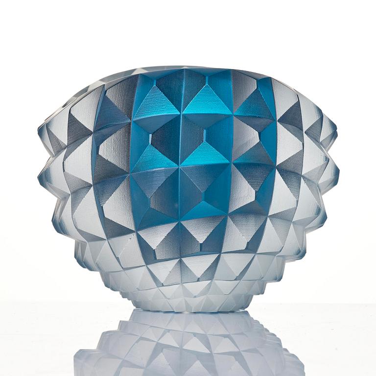 Mårten Medbo, a cut glass bowl, "Core", ed. 1/4, Ajeto Glassworks, Nový Bor, Czech Republic, 2010.