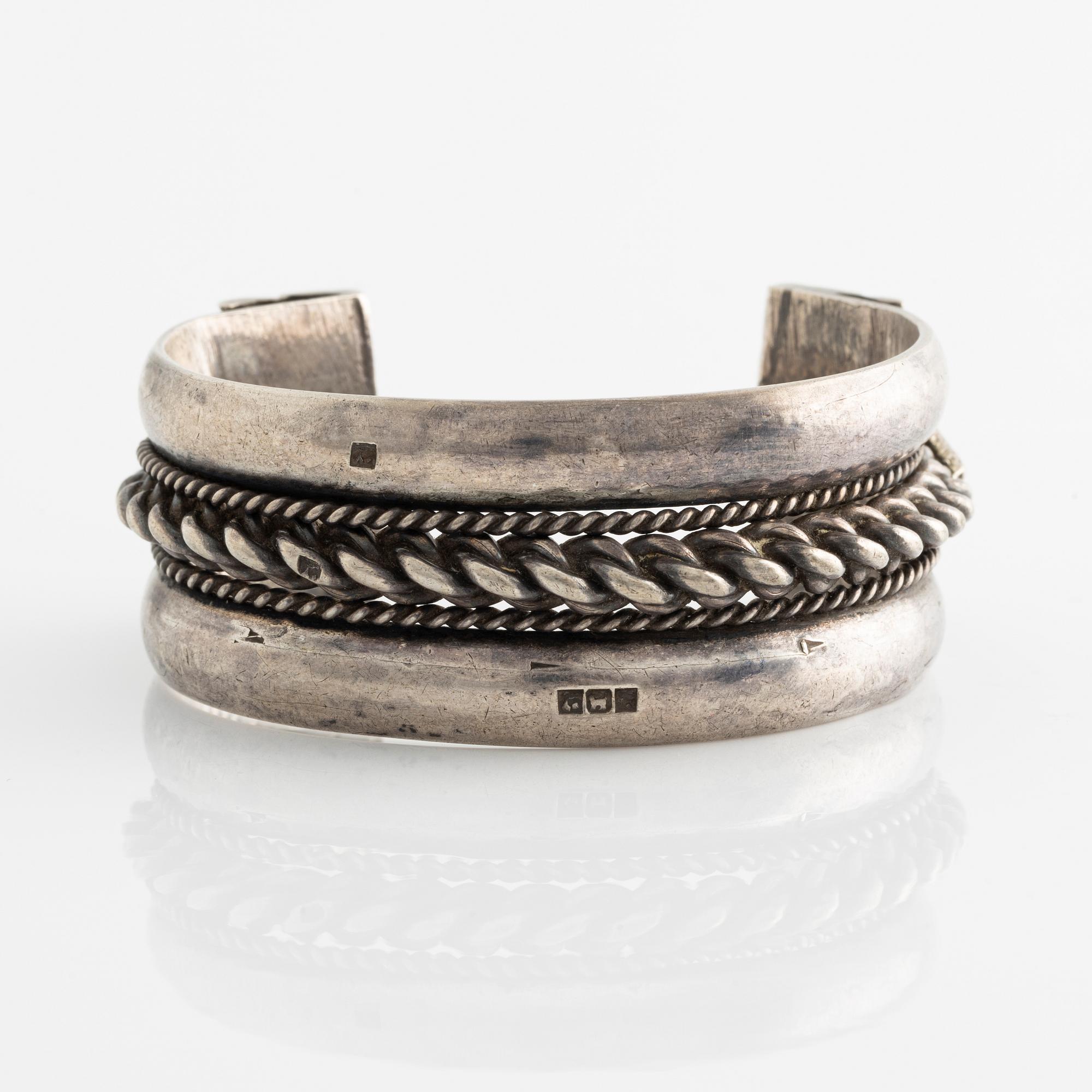 Bracelet, silver oriental.