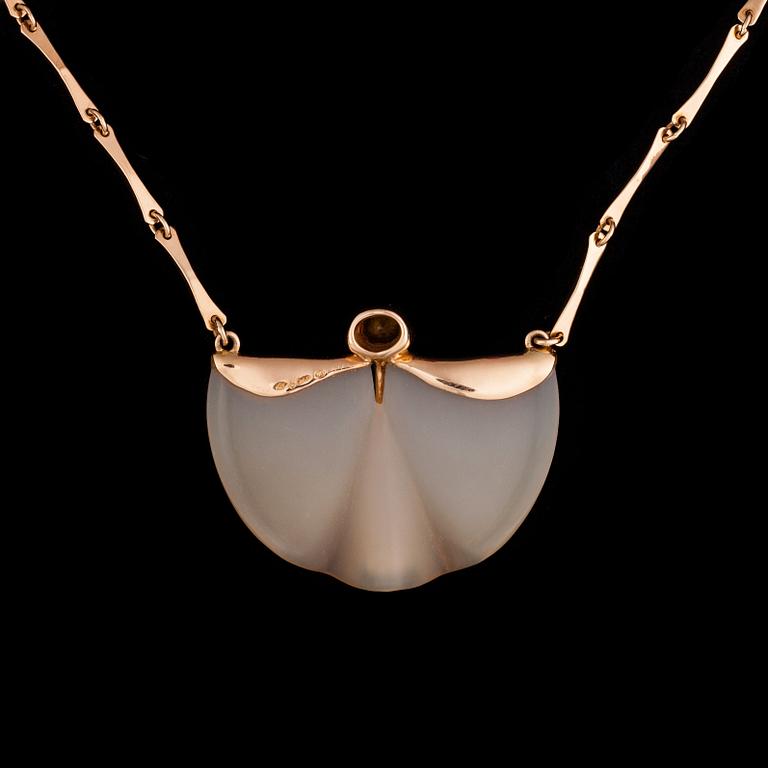 Jaana Lehtinen, A NECKLACE.