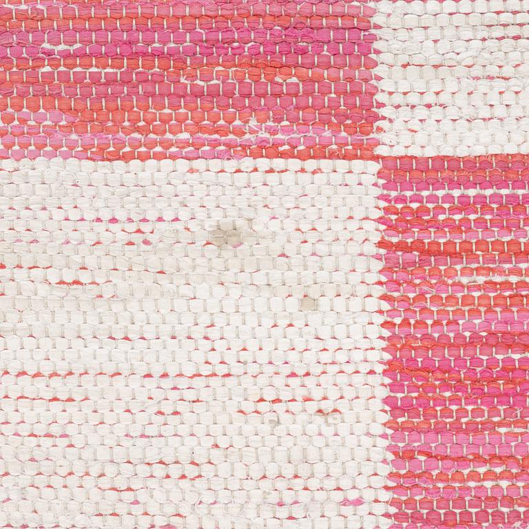 Margit Thorén, gallerimatta, dubbelvävd trasmatta, "Schackrutan," Firma Svenskt Tenn, ca 315 x 90 cm.