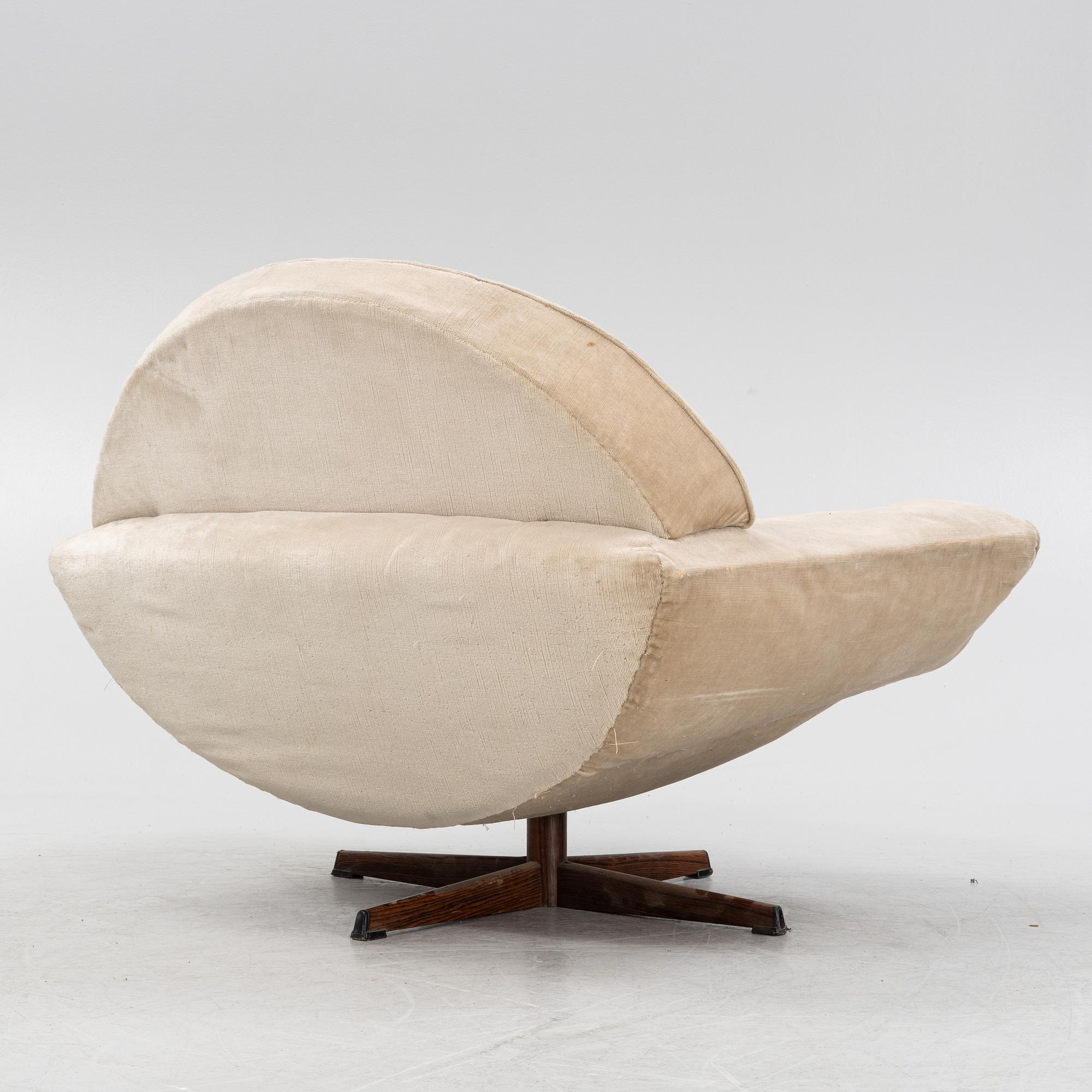 Johannes Andersen, a 'Capri' sofa and easy chair, Trensum, 1960's.