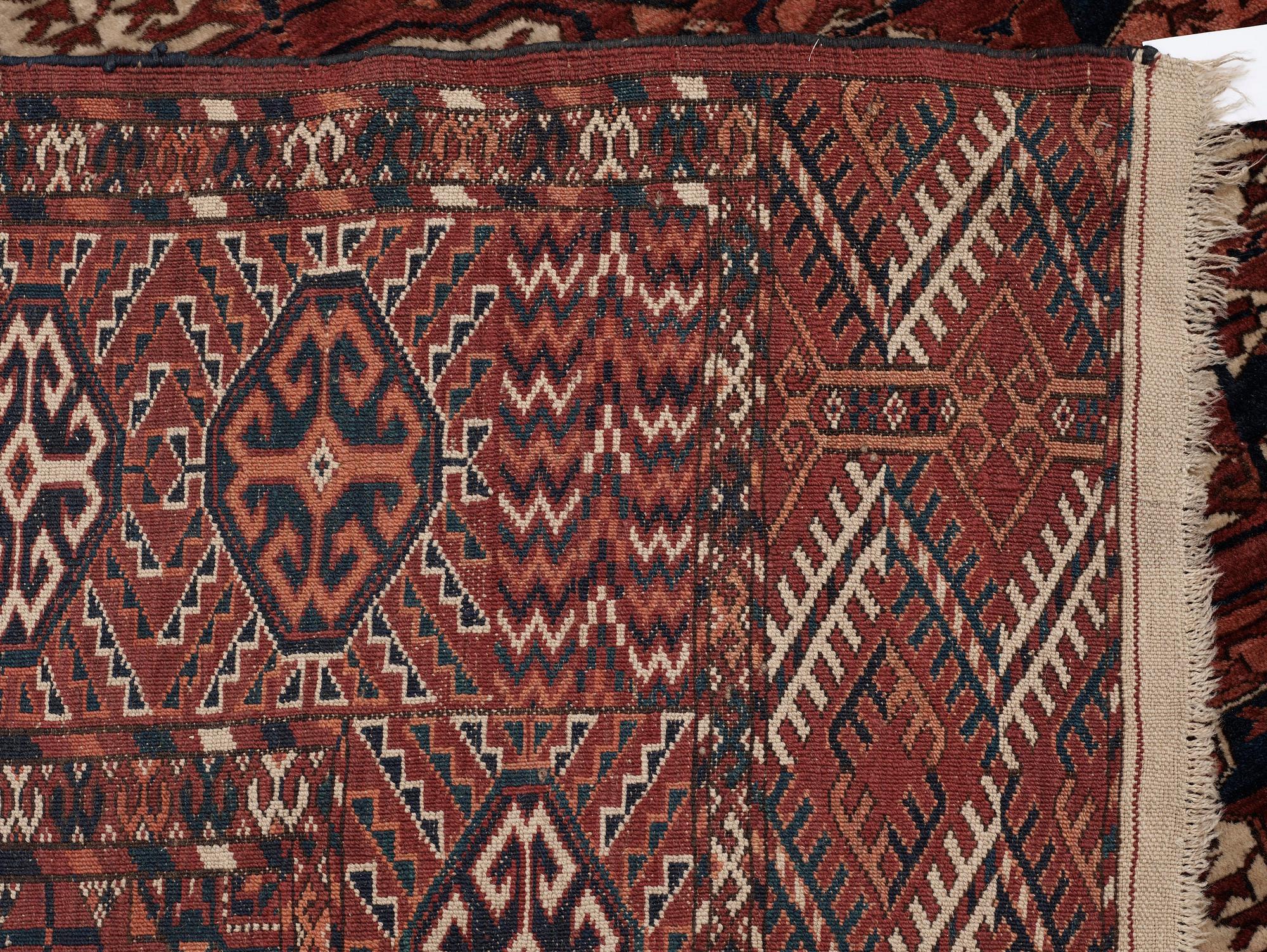 MATTA, orientalisk, ca 316 x 217.