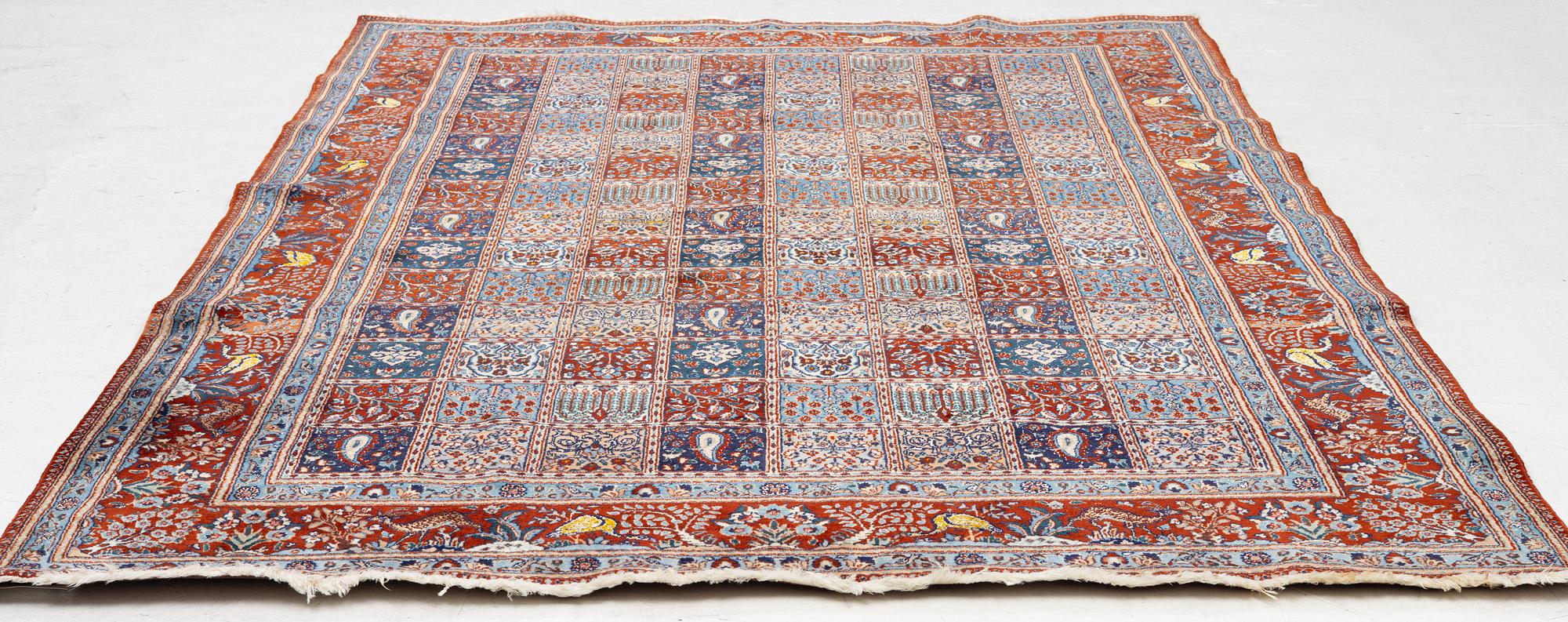 Rug, Moud, part silk, approx. 290 x 195 cm.