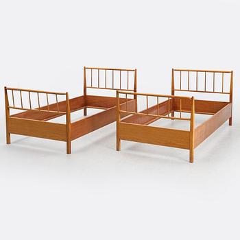 Josef Frank, a pair of beds, Firma Svenskt Tenn.