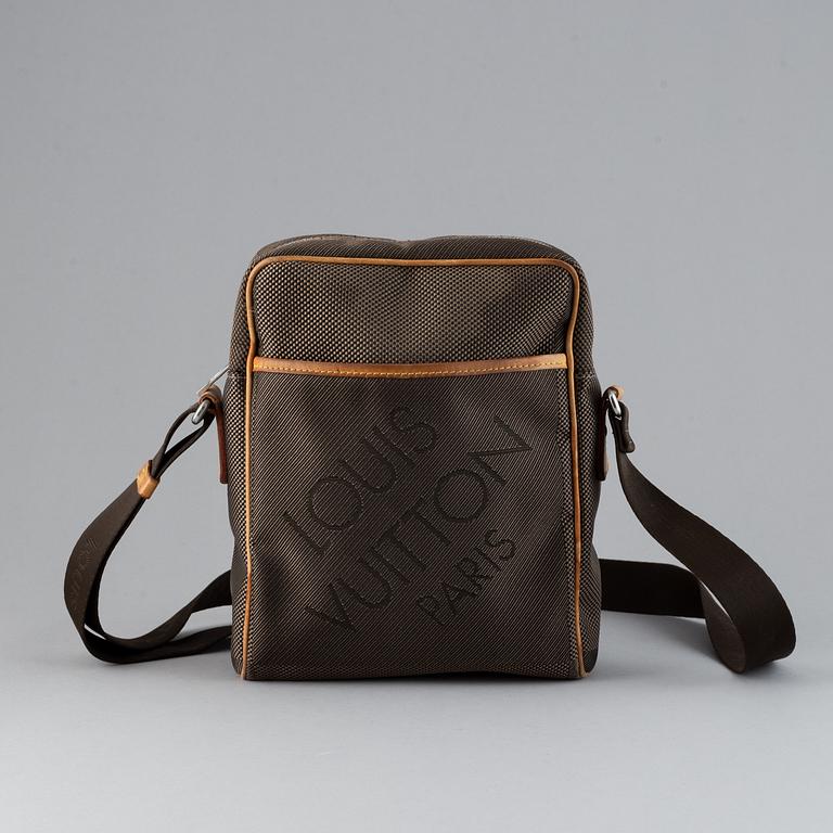 Louis Vuitton, Terra Damier Geant Citadin PM Messenger Bag, 2008.