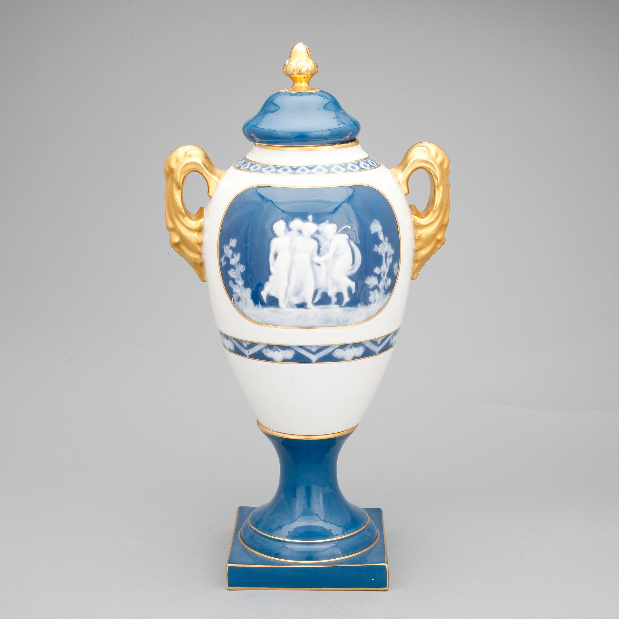 URNA MED LOCK, porslin, Limoges.