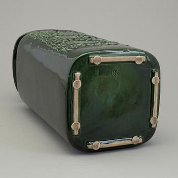 CHRISTINA FIEDLER, "Mistel" vas, keramik, Bo Fajans, 1900-talets andra hälft.