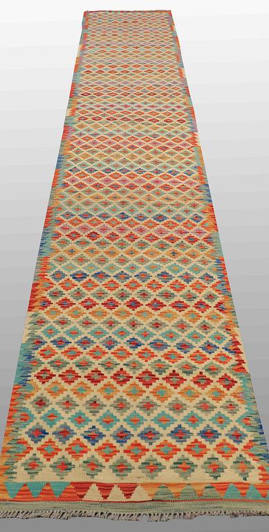 A RUNNER, Kilim, ca 512 x 77 cm.