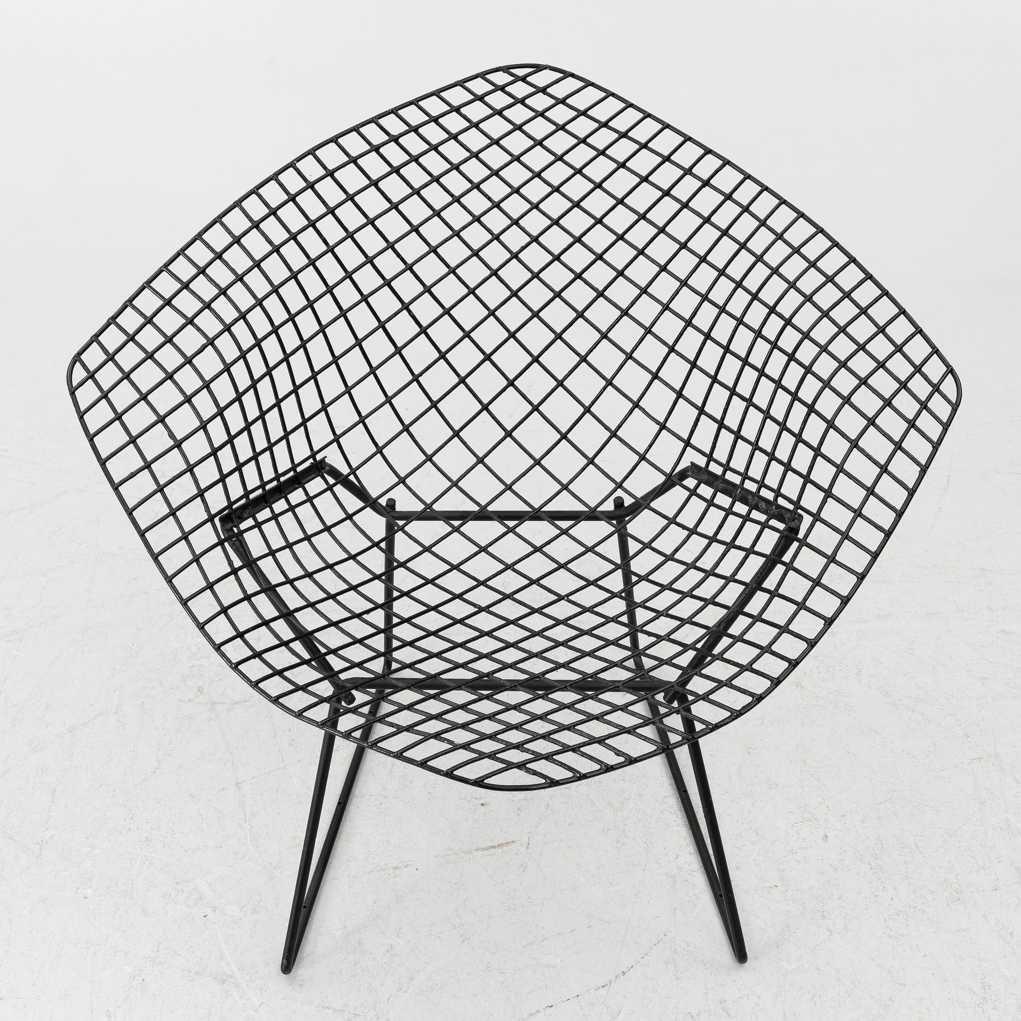 Harry Bertoia, A 'Diamond Chair'.