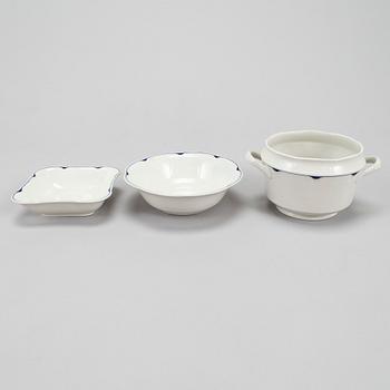 A 34-piece tableware set 'Pekka' for Arabia, Finland 1930/40s.