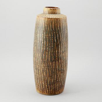 GOLVVAS, stengods, "Rubus", Gunnar Nylund, Rörstrand.
