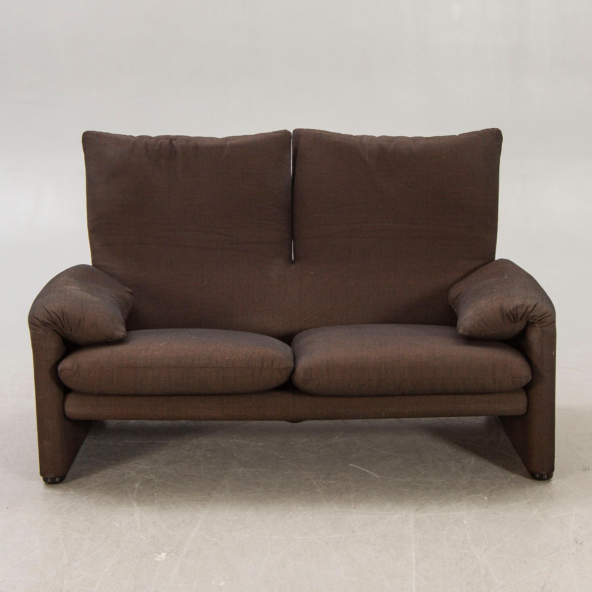Vico Magistretti, sofa, "Maralunga", for Cassina, late 20th century.