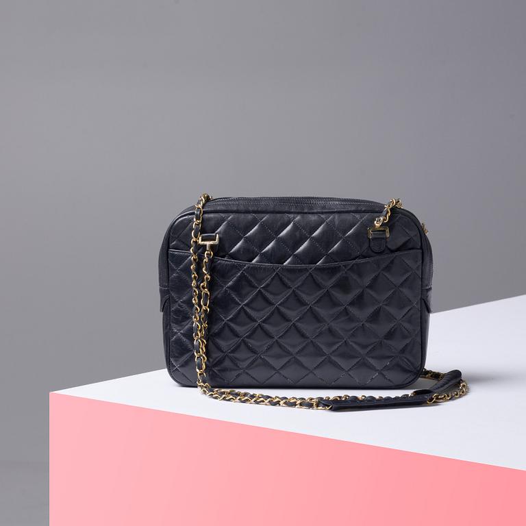 AXELREMSVÄSKA, Chanel.