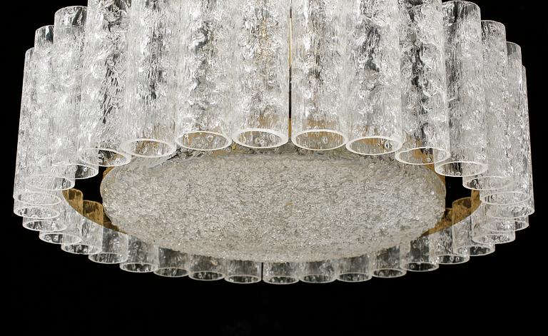 TAKLAMPA, Doria Lichtenwerken, Österrike, 1900-talets andra hälft, höjd ca 105 cm.