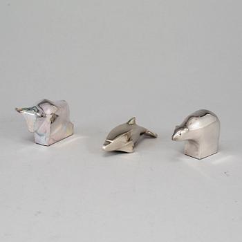 GUNNAR CYRÉN, a group of three silver plated figurines, Dansk Designs, Japan.