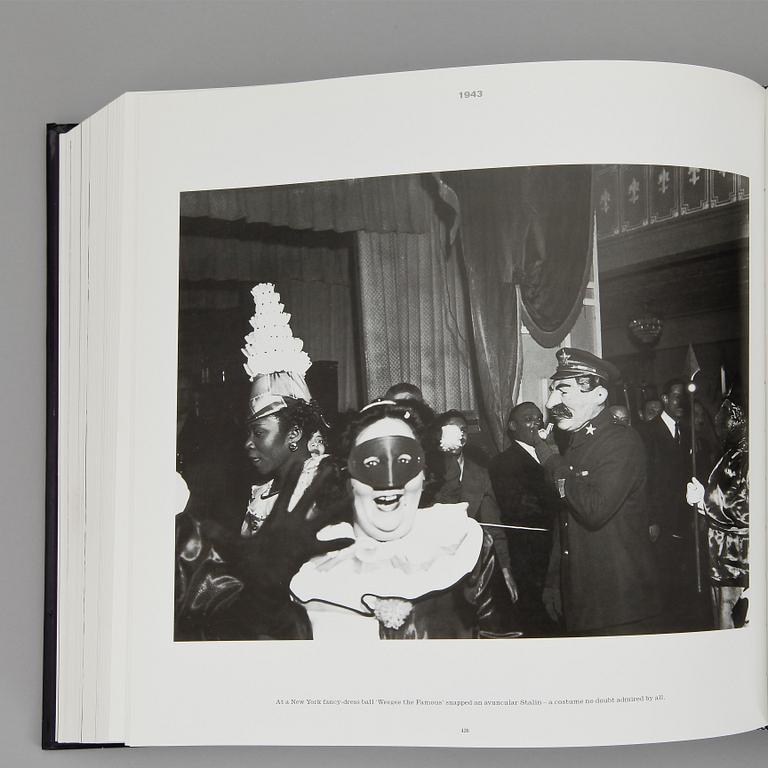 PARTI FOTOLITTERATUR, 3 st, bland annat "CENTURY", Bruce Bernard, Phaidon, 1999.