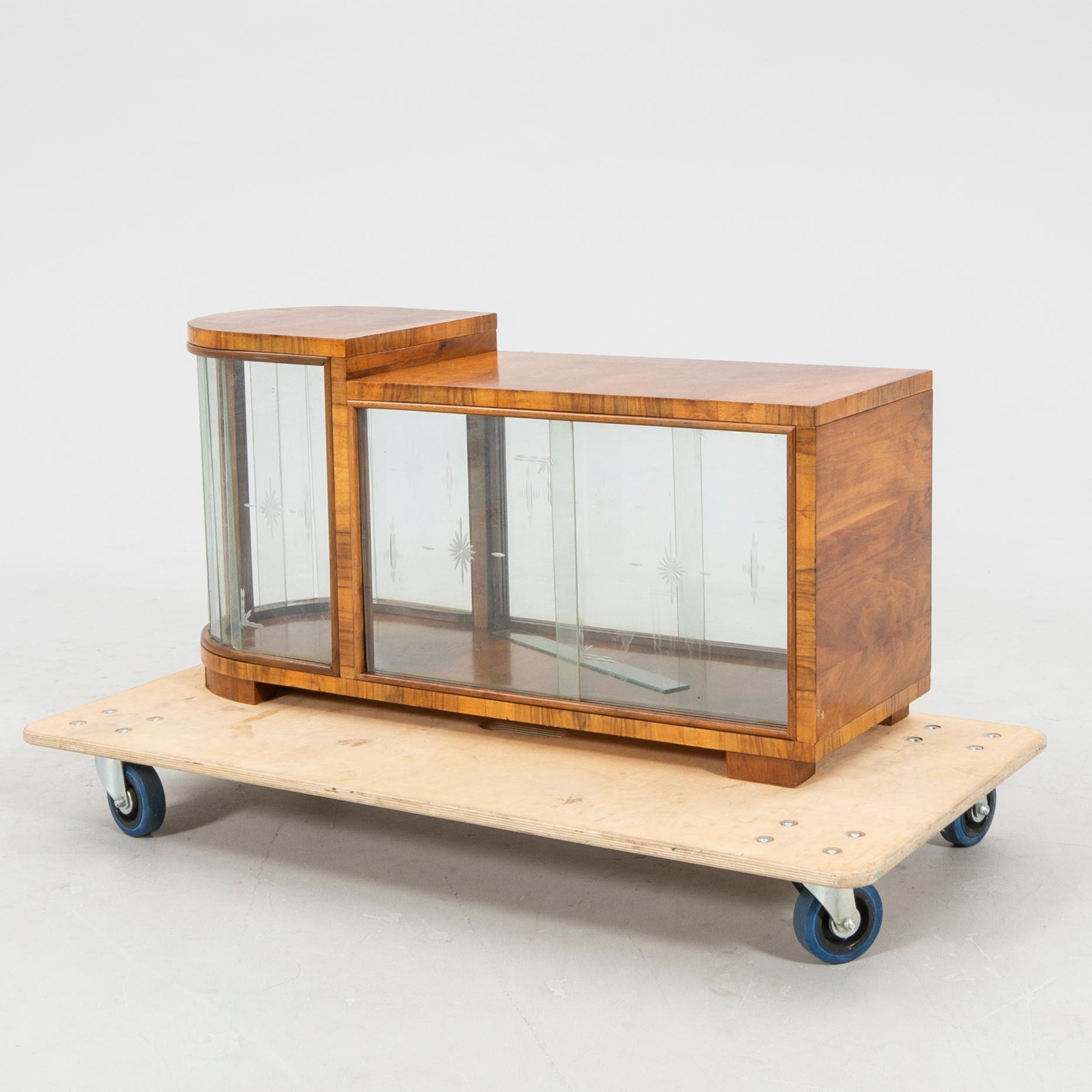 Sideboard/skåp Art Deco 1900-talets första hälft.