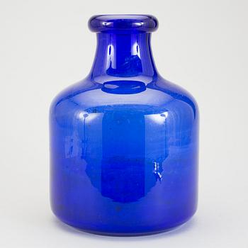 ERIK HÖGLUND, vase, glass, Boda. Signed.