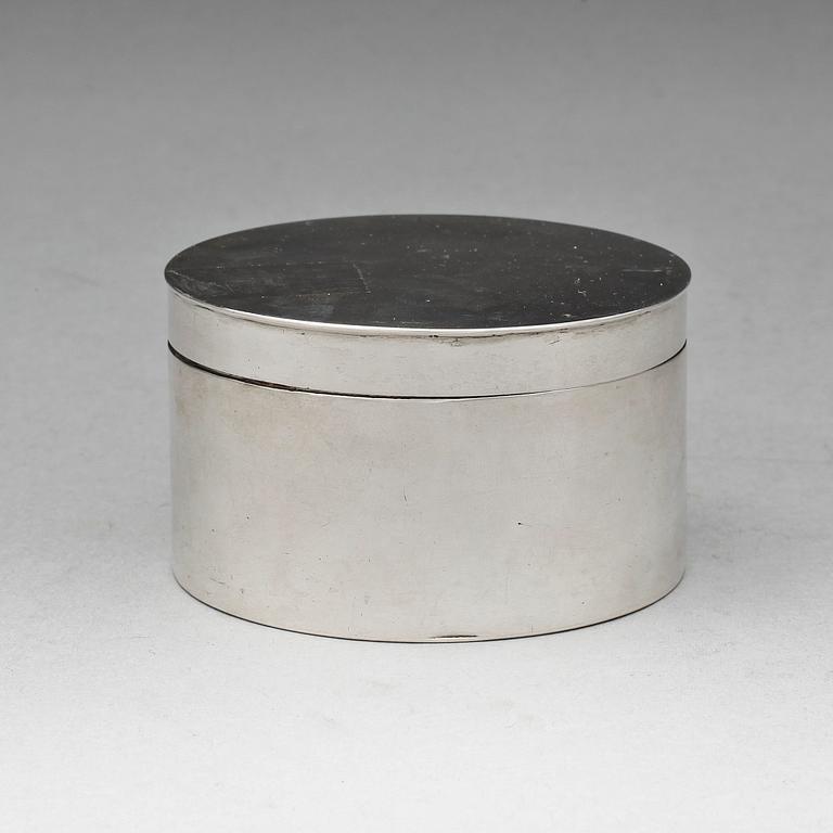 TOILETTEDOSA, silver, otydl mästarstämpel, Stockholm 1795. Vikt ca 125 gram.