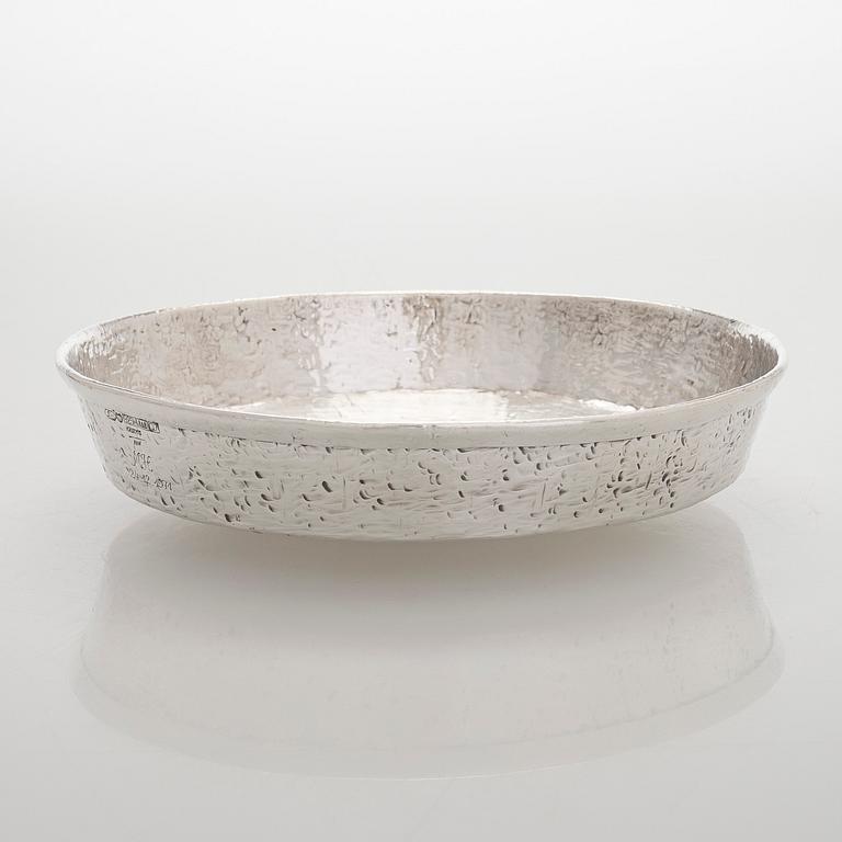 Tapio Wirkkala, skål, sterlingsilver, TW 289, Kultakeskus, Tavastehus 1969. Modellen formgiven 1963.