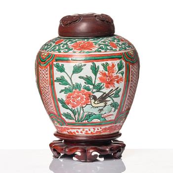 Kruka, porslin, Wucai, 1600-tal.