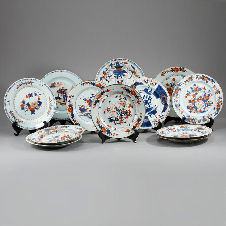 TALLRIKAR, 12 st, porslin, Kina, 1700-tal.