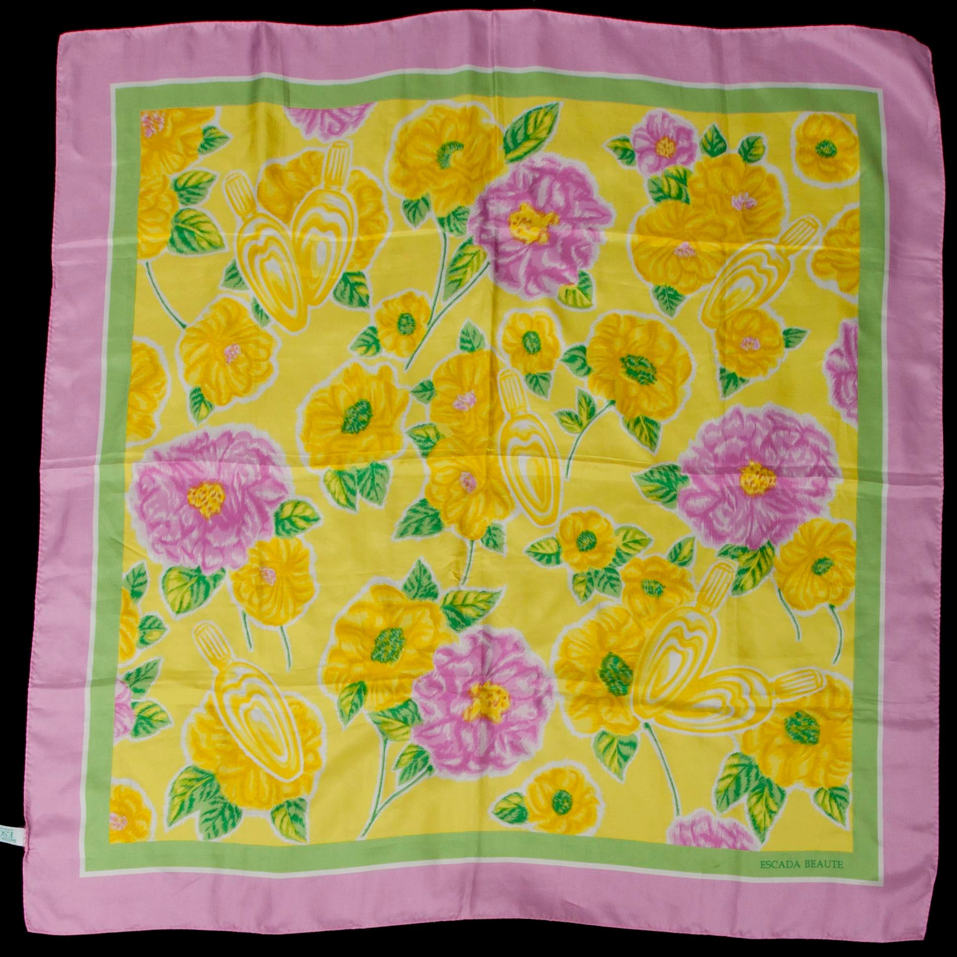 SCARF, Escada.