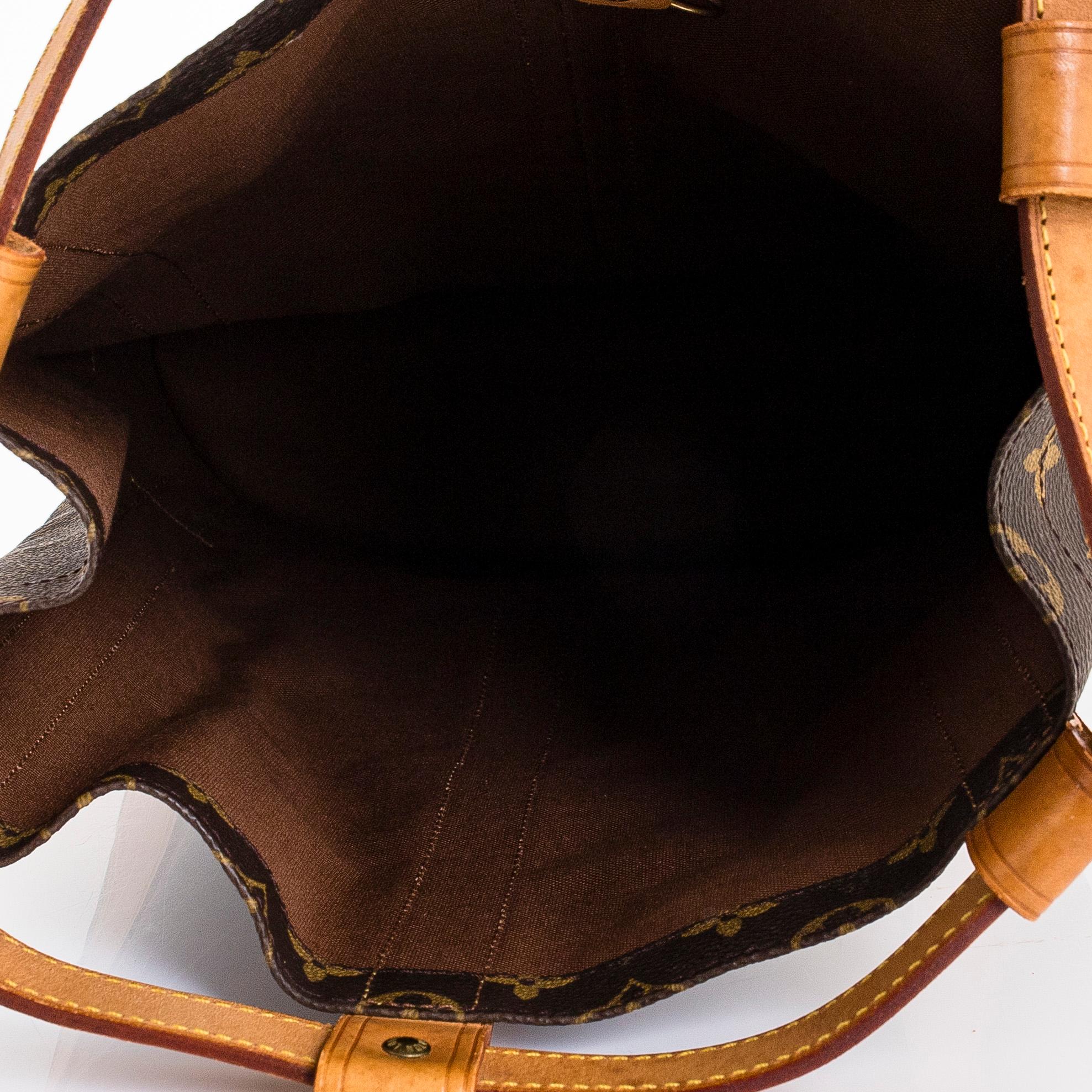 Louis Vuitton, laukku, "Randonnee PM".
