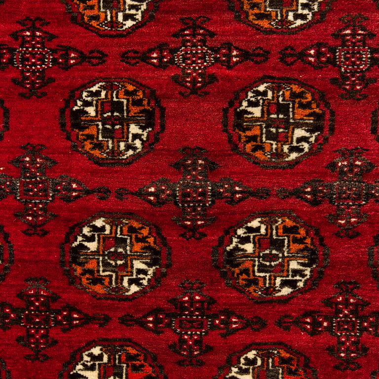 Matta, Tekke, Turkmen, semaintik, ca 144 x 114 cm.