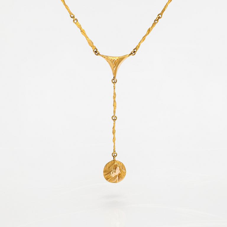 Björn Weckström, A 14K gold necklace "Pendolo". Lapponia 1999.