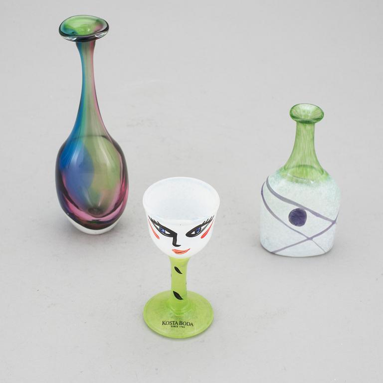 MINIATYRER, 6 st, glas, Ulrica Hydman-Vallien, Bertil Vallien, Kjell Engman, Kosta Boda, signerade.