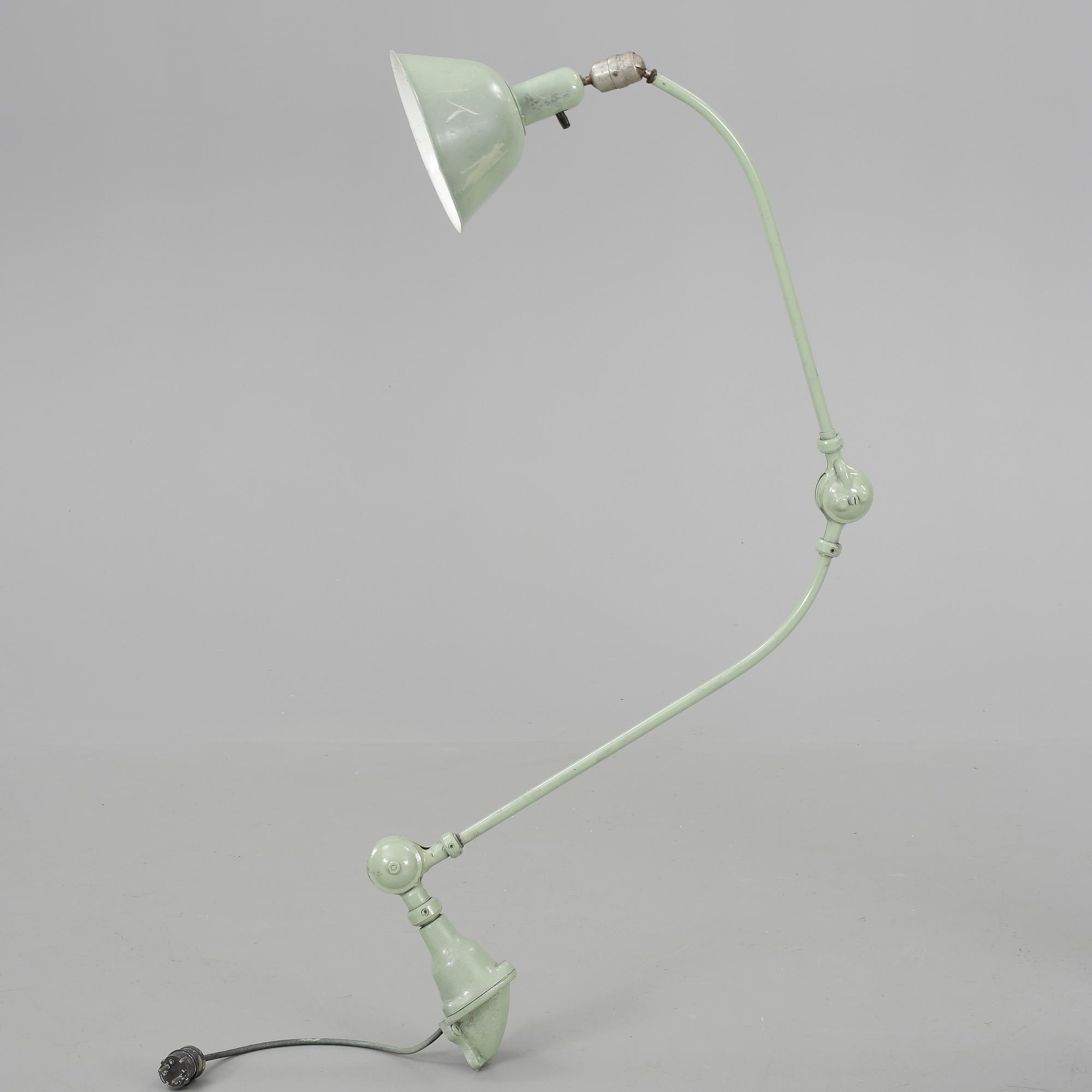 INDUSTRILAMPA, "Triplex-pendel", Johan Petter Johansson, 1900-talets första hälft.