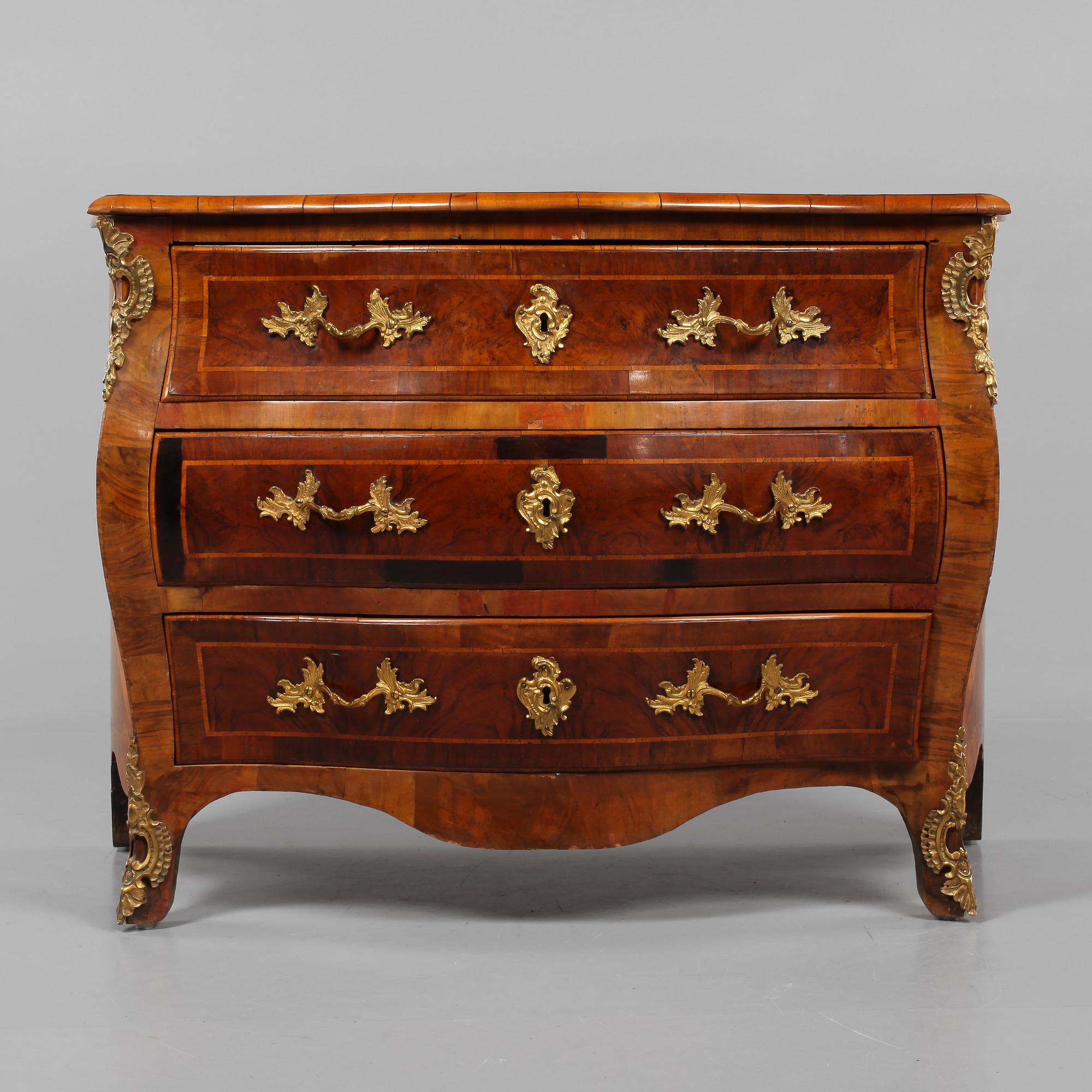 BYRÅ, rokoko, 1700-tal.